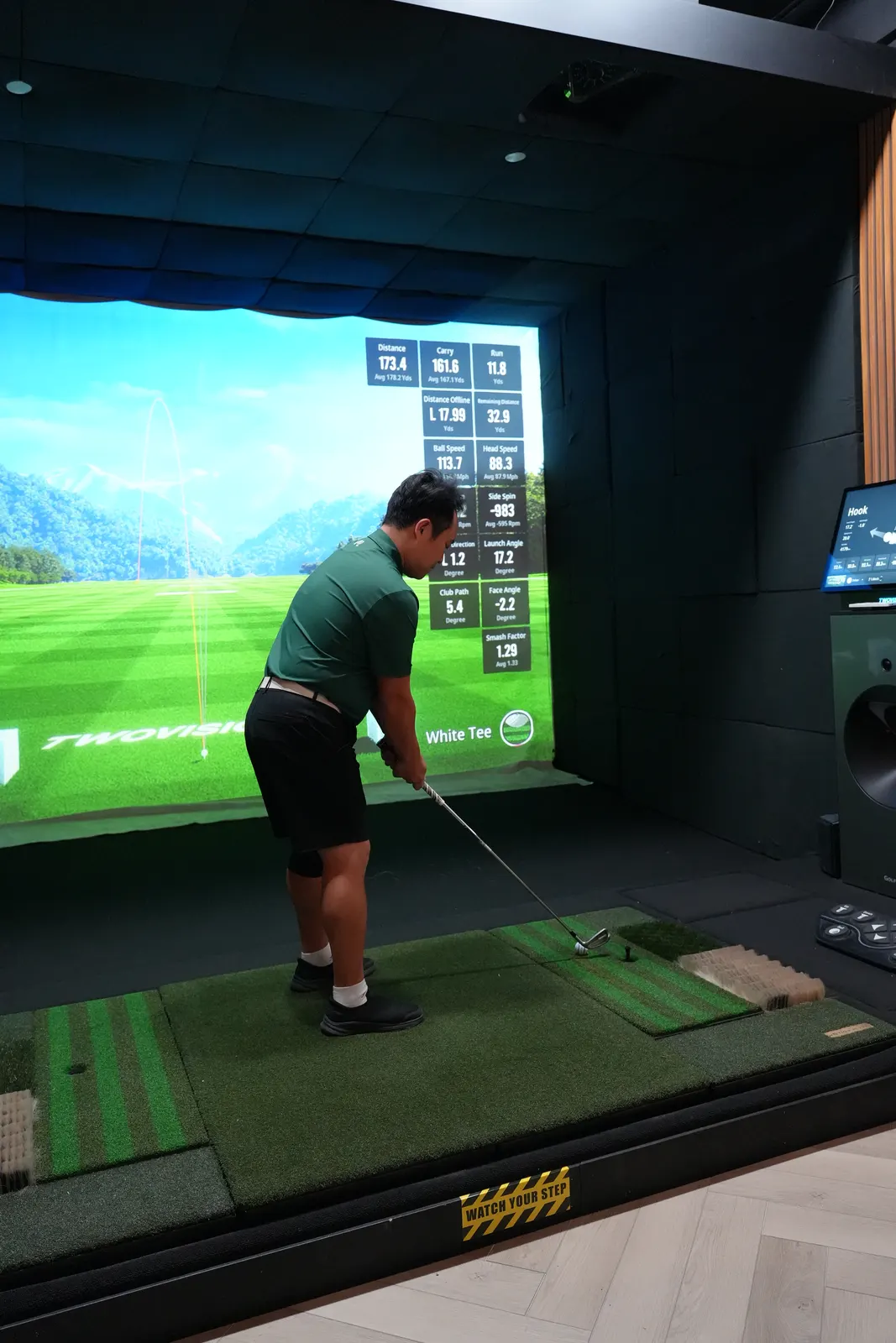 SUPAR member playing with live swing data